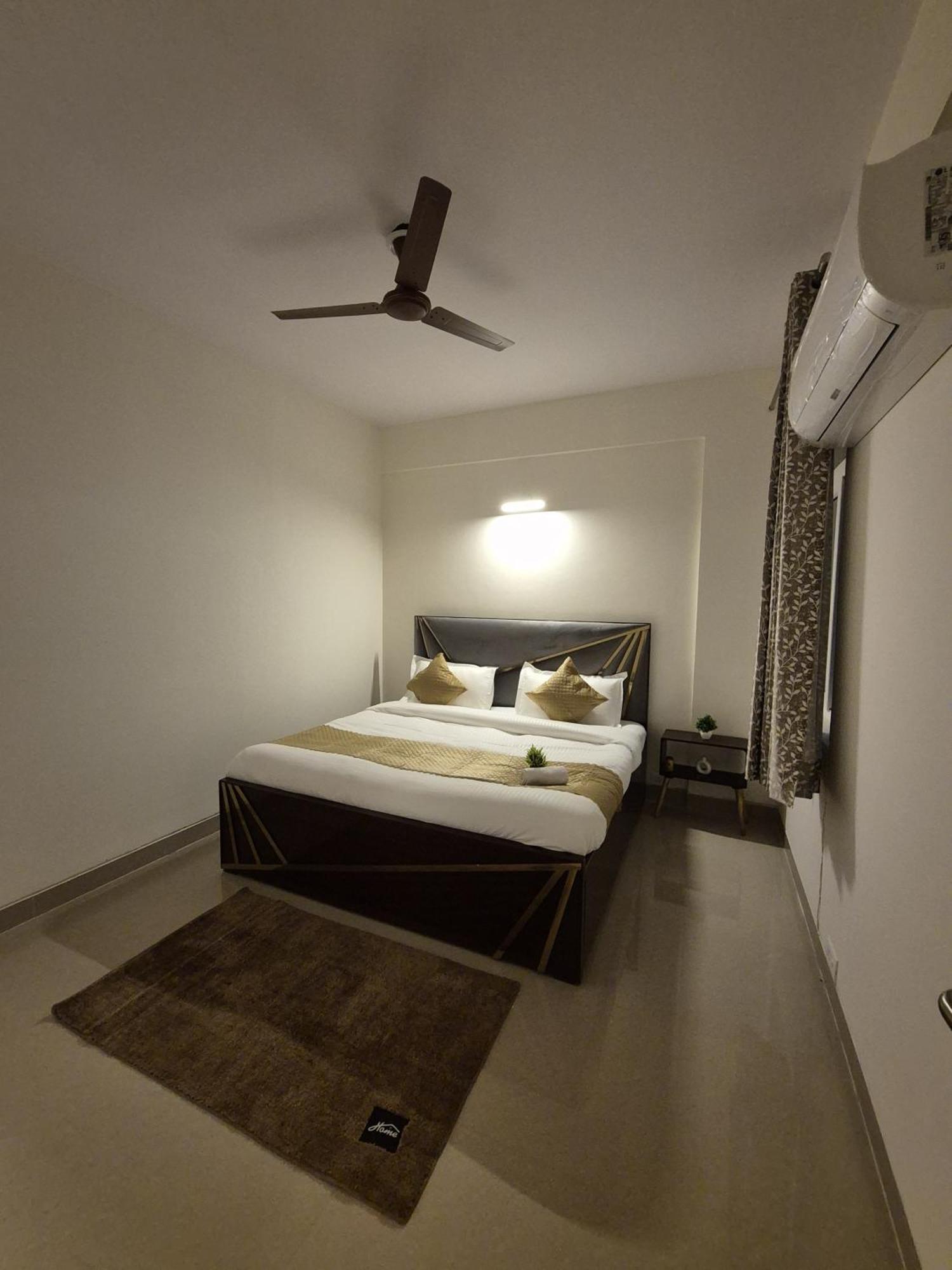 Apartemen Taj Serenity-cozy For 4 *